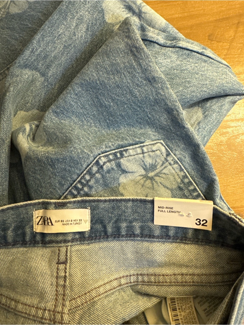NWT Hibiscus Flower Wide Leg Denim Jeans from Zara - Size 00 - Picture 8 of 15